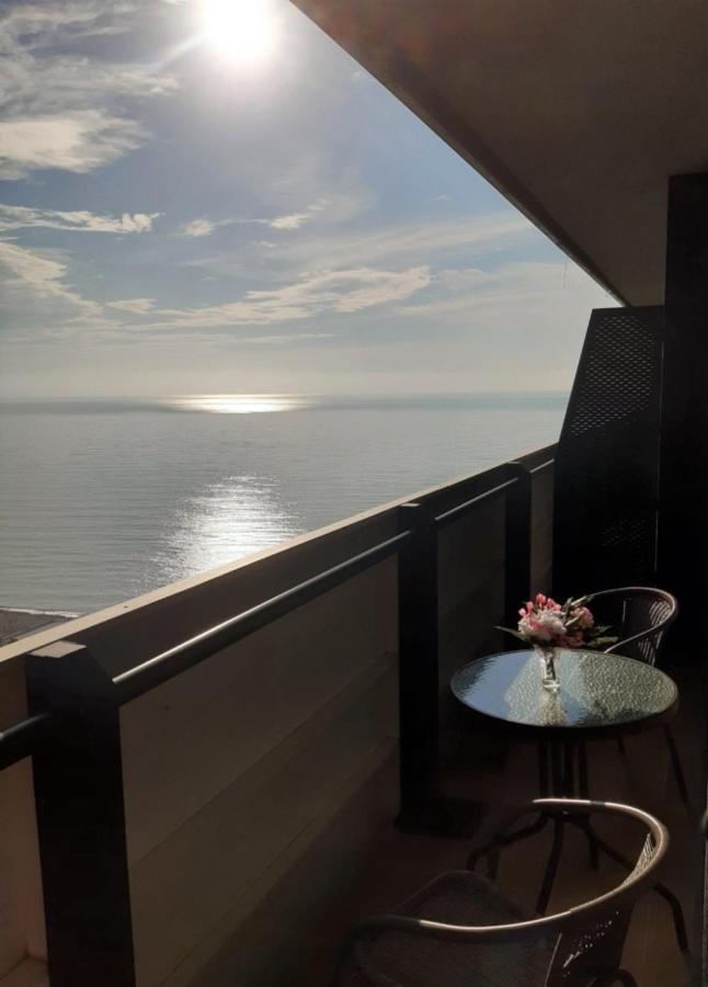 Orbi City Sea View - Special Category Batumi Exterior foto
